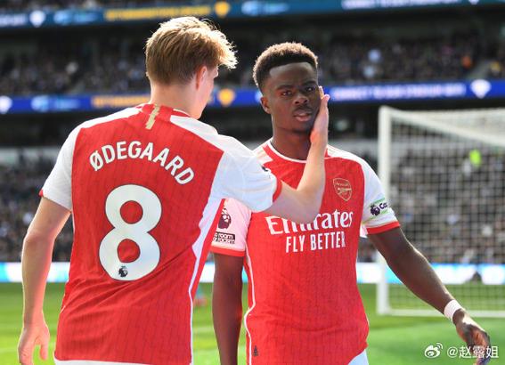 曼联旧将哈格里夫斯：实力几何？退役原因是什么？