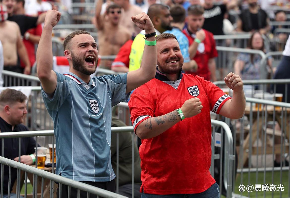 英超狼队老板是谁？他是中国人吗？