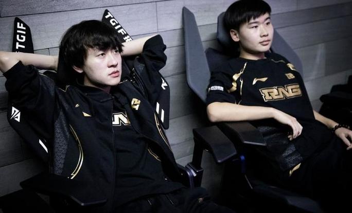 你还记得RNG的元老们吗？细数RNG那些年的老队员们