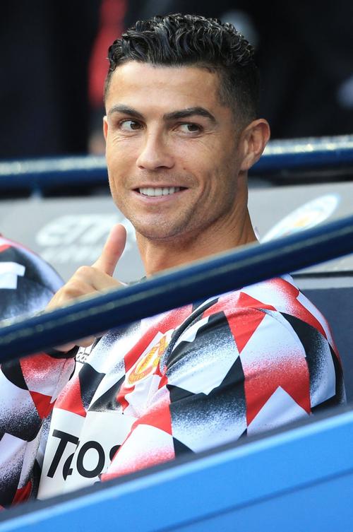 C罗加盟曼联还是曼城?这决定震惊了整个足球世界!