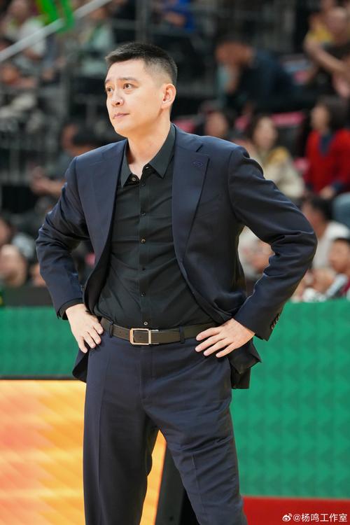杨鸣19cm是什么梗？细扒篮球圈的八卦秘闻！