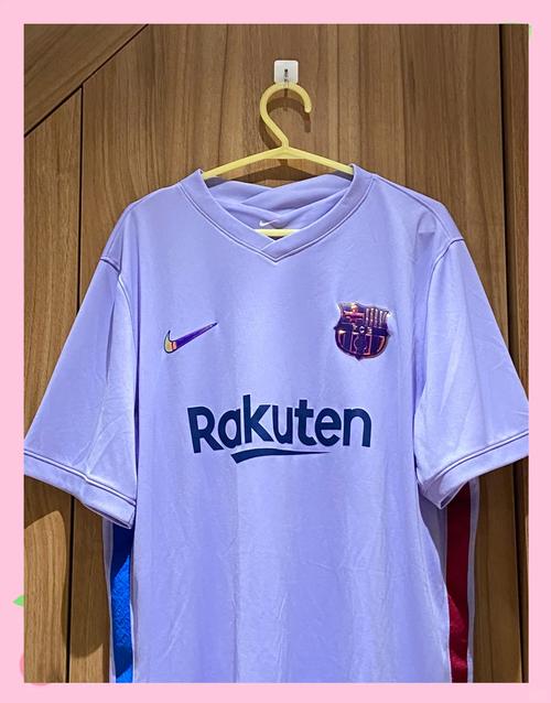 想知道巴萨球衣品牌？从历史到新款，带你了解巴萨球衣