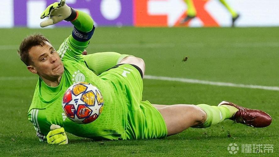 卡恩和诺伊尔谁是最佳门将？球迷心中的NO.1究竟是谁？
