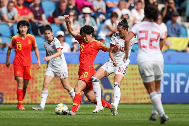 女足世界冠军诞生在哪一年?回顾历届比赛精彩瞬间