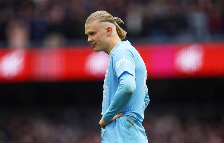 球王之争！哈兰德公开承认梅西更胜一筹