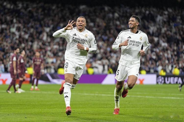 皇马三连冠的对手实力如何？回顾巅峰对决