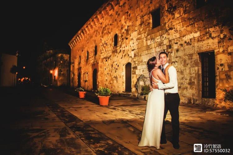 英国与美国:看似亲密,实则暗流涌动的权力游戏