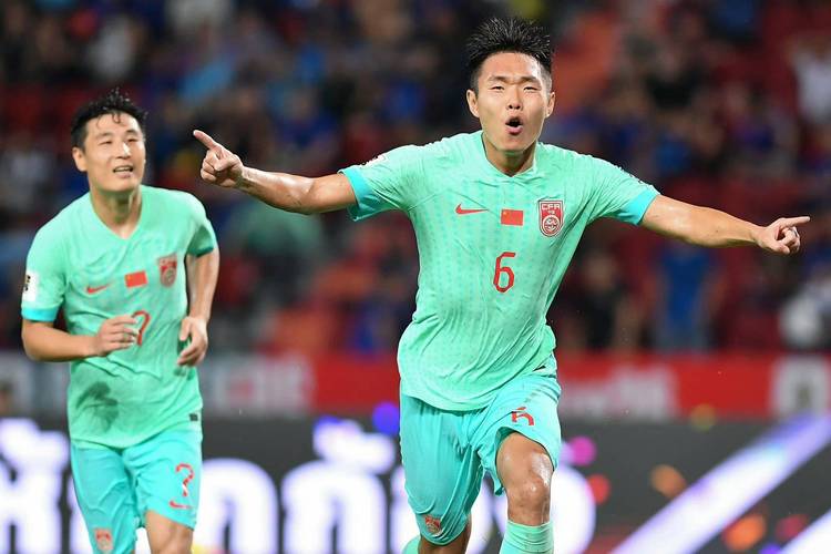 令人难忘的时刻:中国队出线是哪一年?