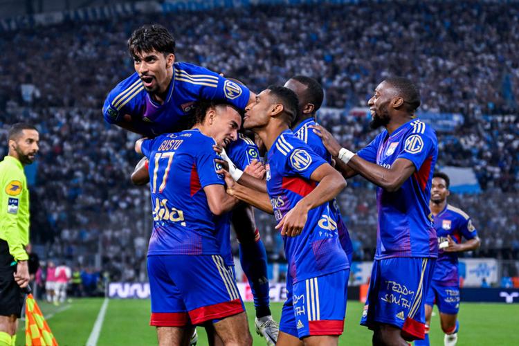 里昂vs马赛最新动态?(赛事热点全掌握)