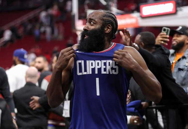 快船胜76人防守亮点:看这招如何锁定胜局!