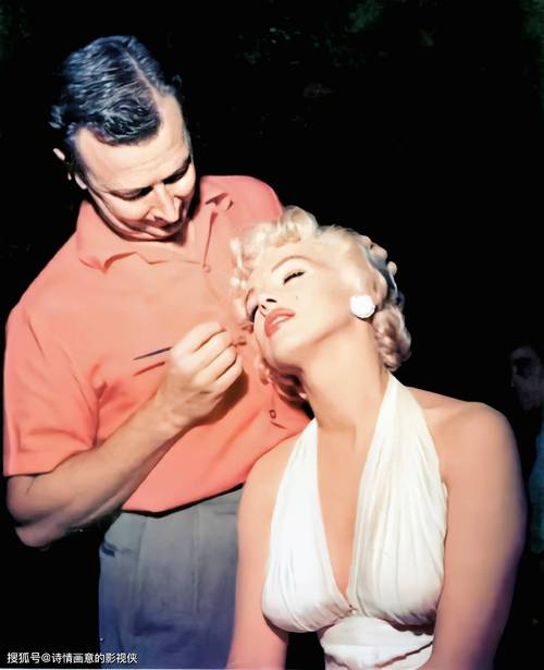 马连良梦露的照片如何欣赏?三招教你快速读懂历史趣闻