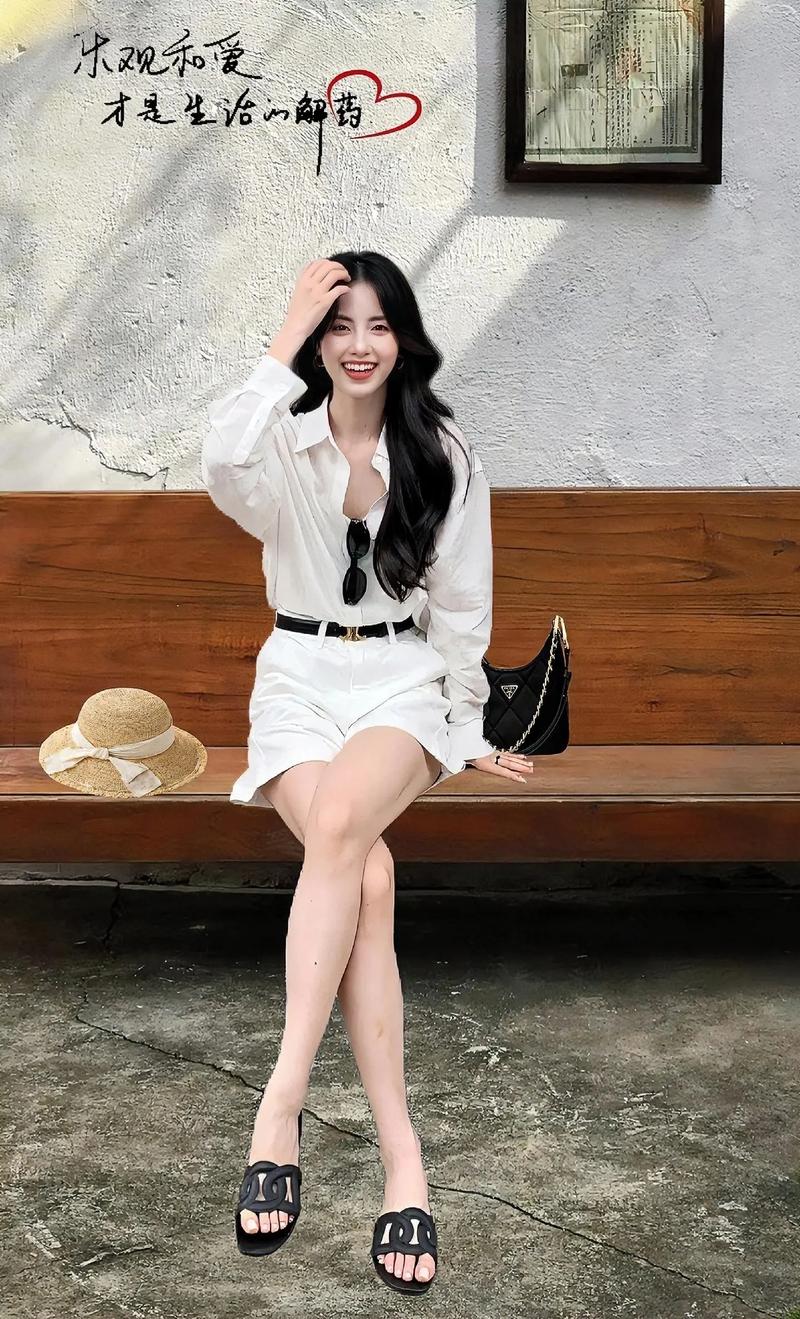 韩国女明星日常穿搭分享,照着穿你也能变美!