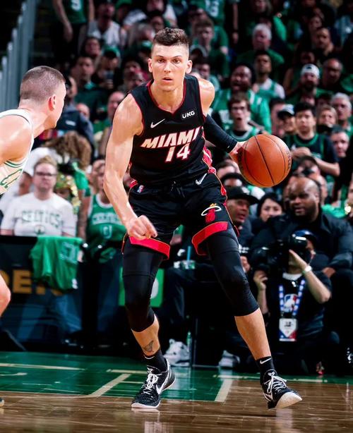 抢七裁判报告说了啥？两次漏判详情曝光对热火有利