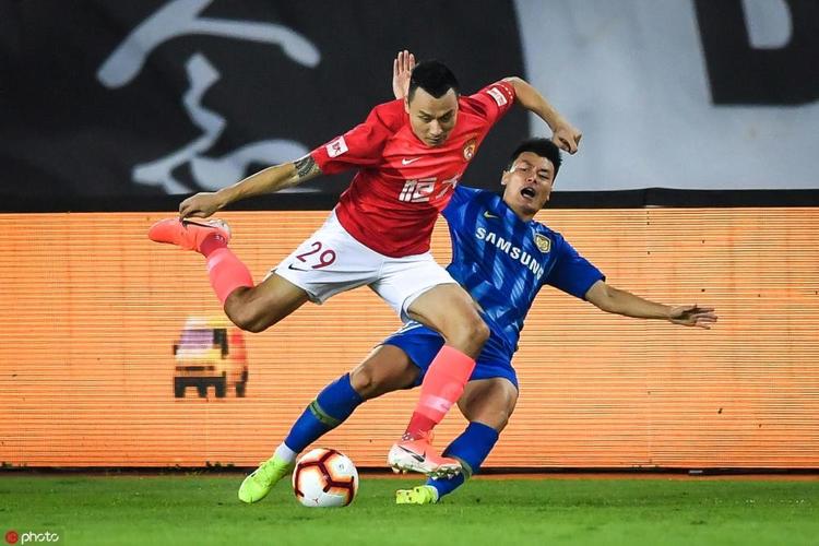 苏宁3-1恒大赢在哪？3个关键点带你回顾比赛！