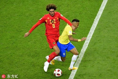 费莱尼头球帽子戏法怎么练的？揭秘空霸必杀技！