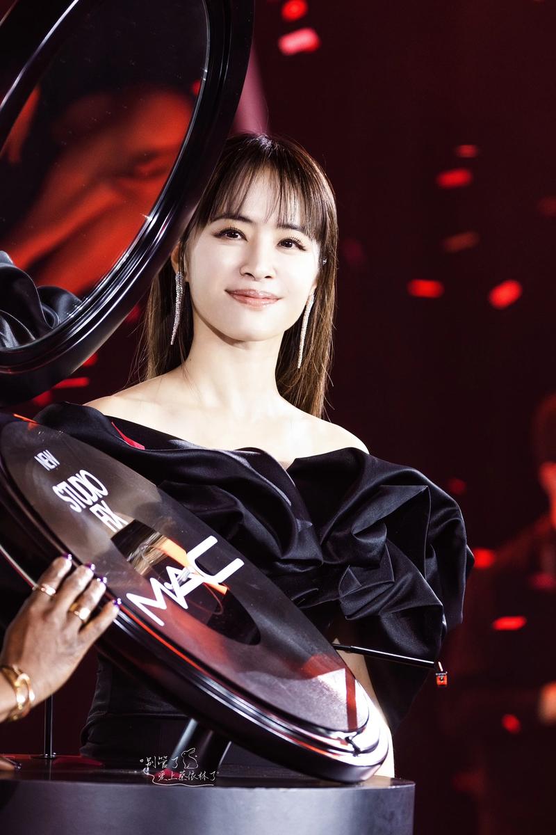 蔡依林回应粉丝怎么做的?(暖心细节全解析必看!)