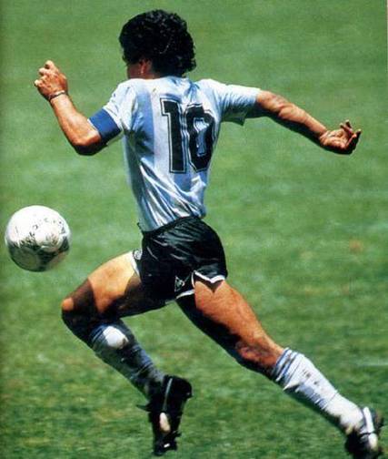 马拉多纳巅峰有多强?球迷必知的10个传奇故事重温!