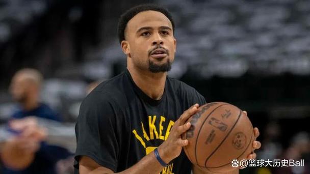 湖人塔克未来能成球星吗?(专家预测发展路径!)