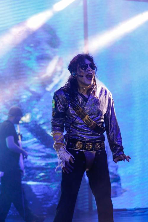 1992年杰克逊演唱会歌曲歌单是什么?(完整曲目列表解析!)