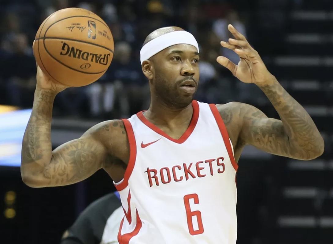 鲍比-布朗获得过什么奖项?年度成就大盘点!