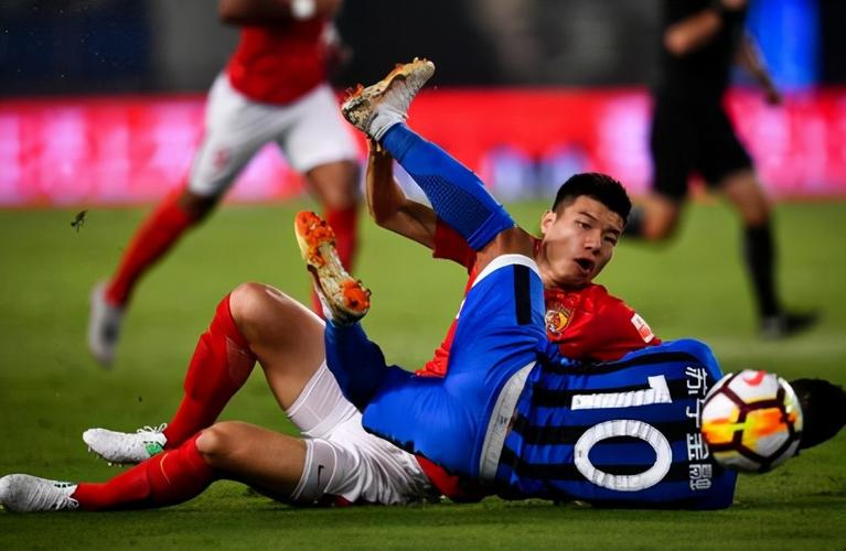 苏宁3-1恒大赢在哪？3个关键点带你回顾比赛！