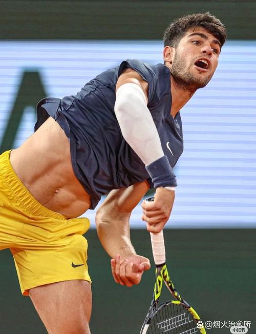 贝纳永的过人技巧有哪些?学会这三招轻松提升球感!