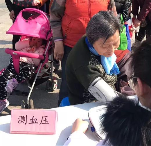 麻辣烫吃死人责任在哪？(消费者维权步骤全解析)