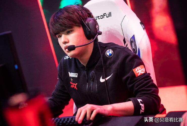 冬阳采访小智反响如何？电竞圈内热议不断！