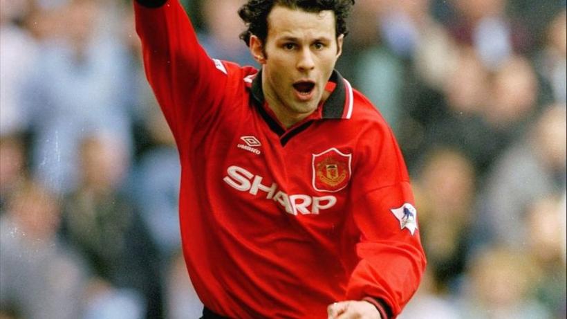 绝对巨星吉格斯生涯成就盘点(重温不可错过的经典进球)