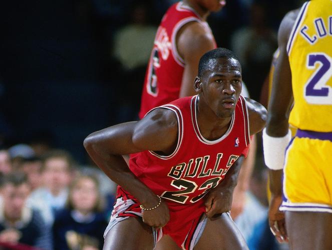 NBA成立时间哪一年成立?快记年份简单了解历史!