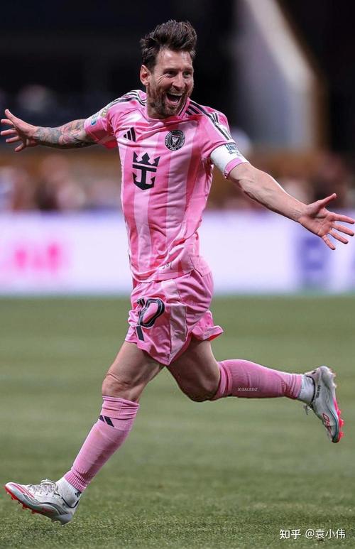 任意球大师的制胜秘诀：3个关键点让你轻松破门