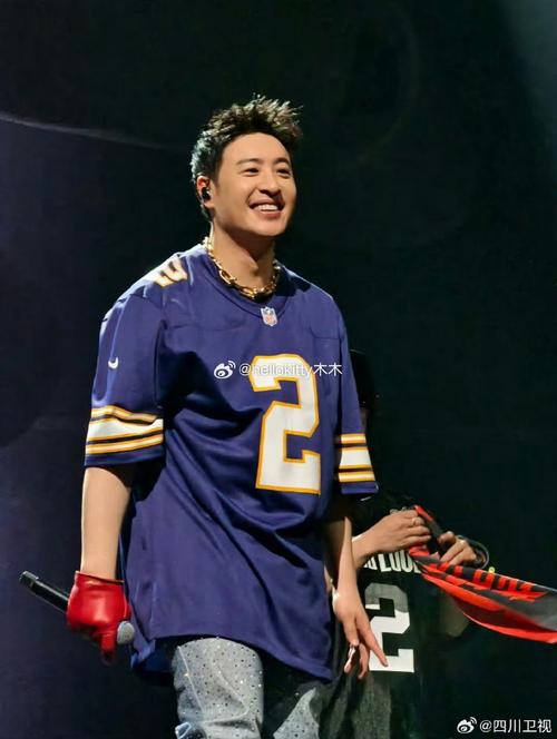 潘玮柏打球风格怎么样?(揭秘他的独特运动美学)