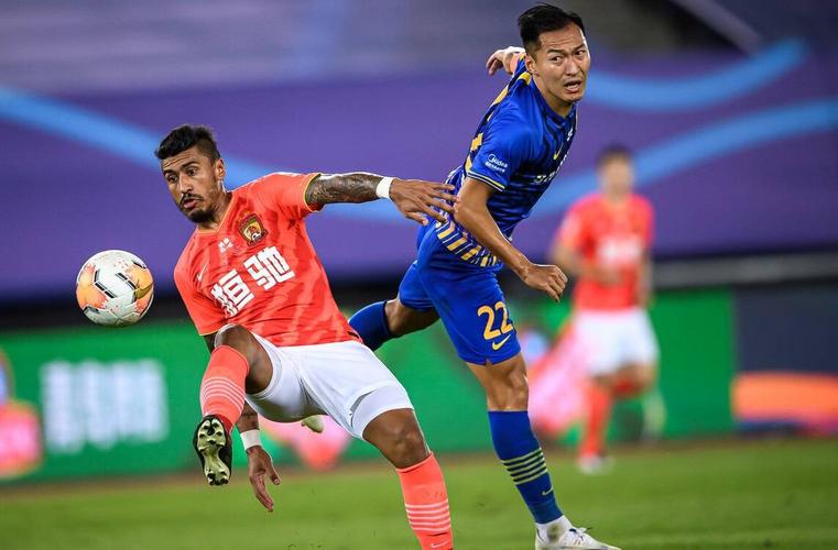 如何看苏宁vs建业首发(新手球迷入门攻略)