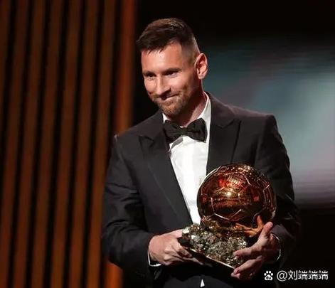 梅西梅开二度创纪录，回顾两大震撼瞬间回放