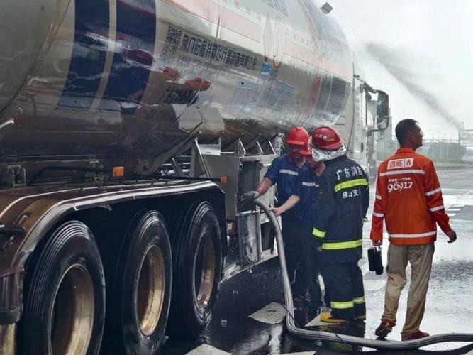 浙江油罐车爆炸怎么预防?专家给出实用避坑建议!