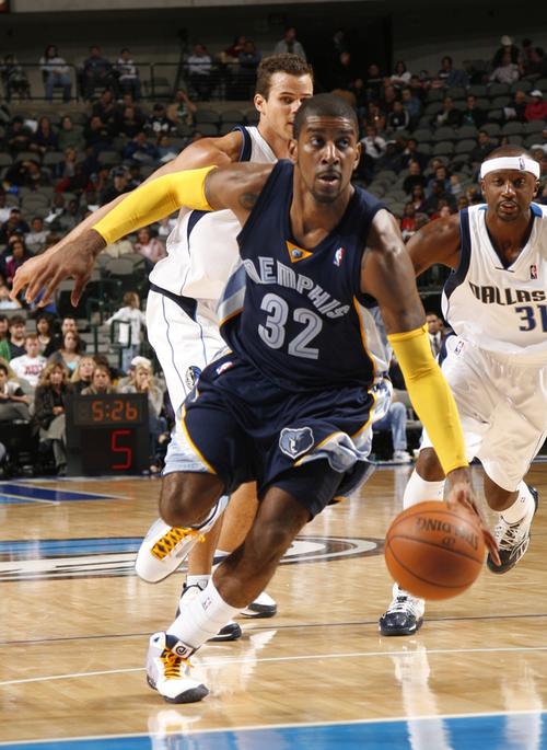 oj mayo是否成功？重返职业篮坛故事全解析