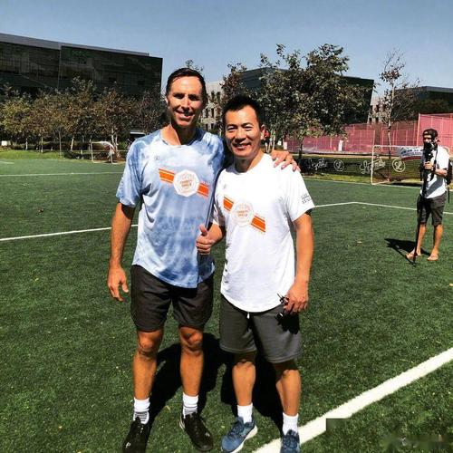 黄建翔背后那些不为人知的故事别错过精彩内幕!