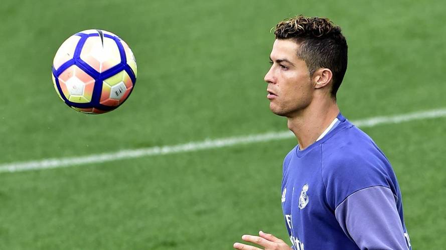 多梅内克带队成绩如何?揭秘法国队高光时刻!