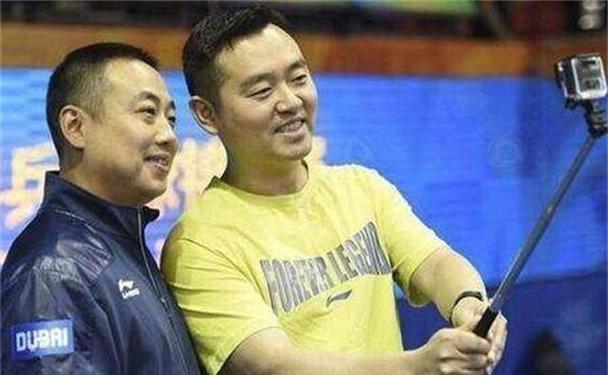 如何评价刘国梁孔令辉?(专家谈乒乓双雄影响!)