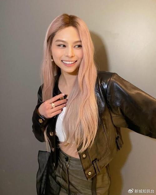 李幸倪中国好声音为何火？揭秘成功背后故事！